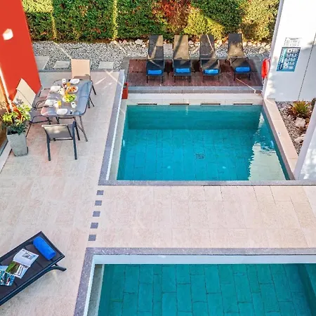 Ferienhaus Mit Privatpool Fuer 8 Personen Ca 160 Qm In Ialysos, Dodekanes Rhodos * 依克希亚