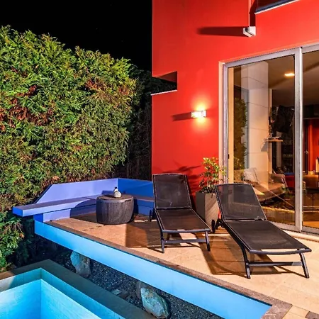 度假居 Ferienhaus Mit Privatpool Fuer 8 Personen Ca 160 Qm In Ialysos, Dodekanes Rhodos
