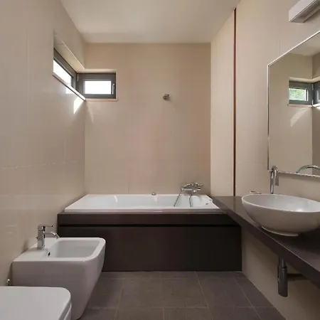 Ferienhaus Mit Privatpool Fuer 8 Personen Ca 160 Qm In Ialysos, Dodekanes Rhodos *
